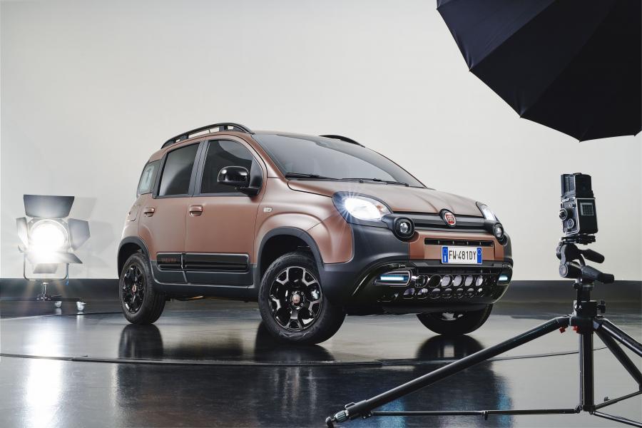  Fiat Panda Trussardi (319) 2019 года  (фото 37 из 43)